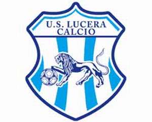 Us Lucera Calcio scompare ufficialmente oggi 25 luglio 2011,a Lucera giocher il Torremaggiore con i colori svevi